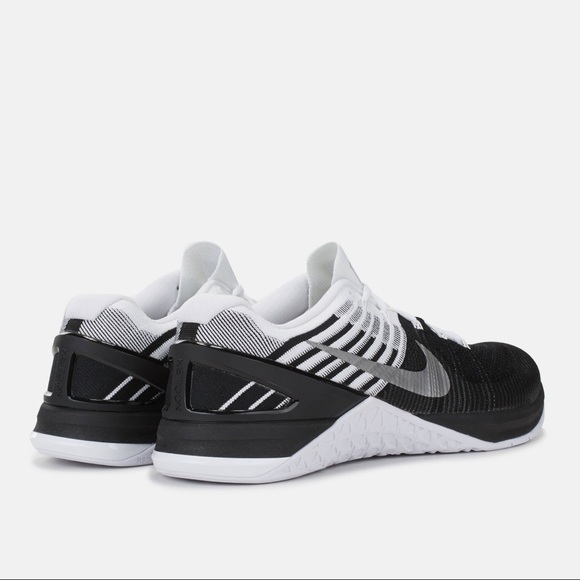 nike metcon dsx flyknit black